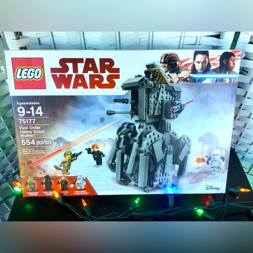 Lego Star Wars 1st Order Heavy Scout Walker 75177 New with Slight Dents - Picture 1 of 14